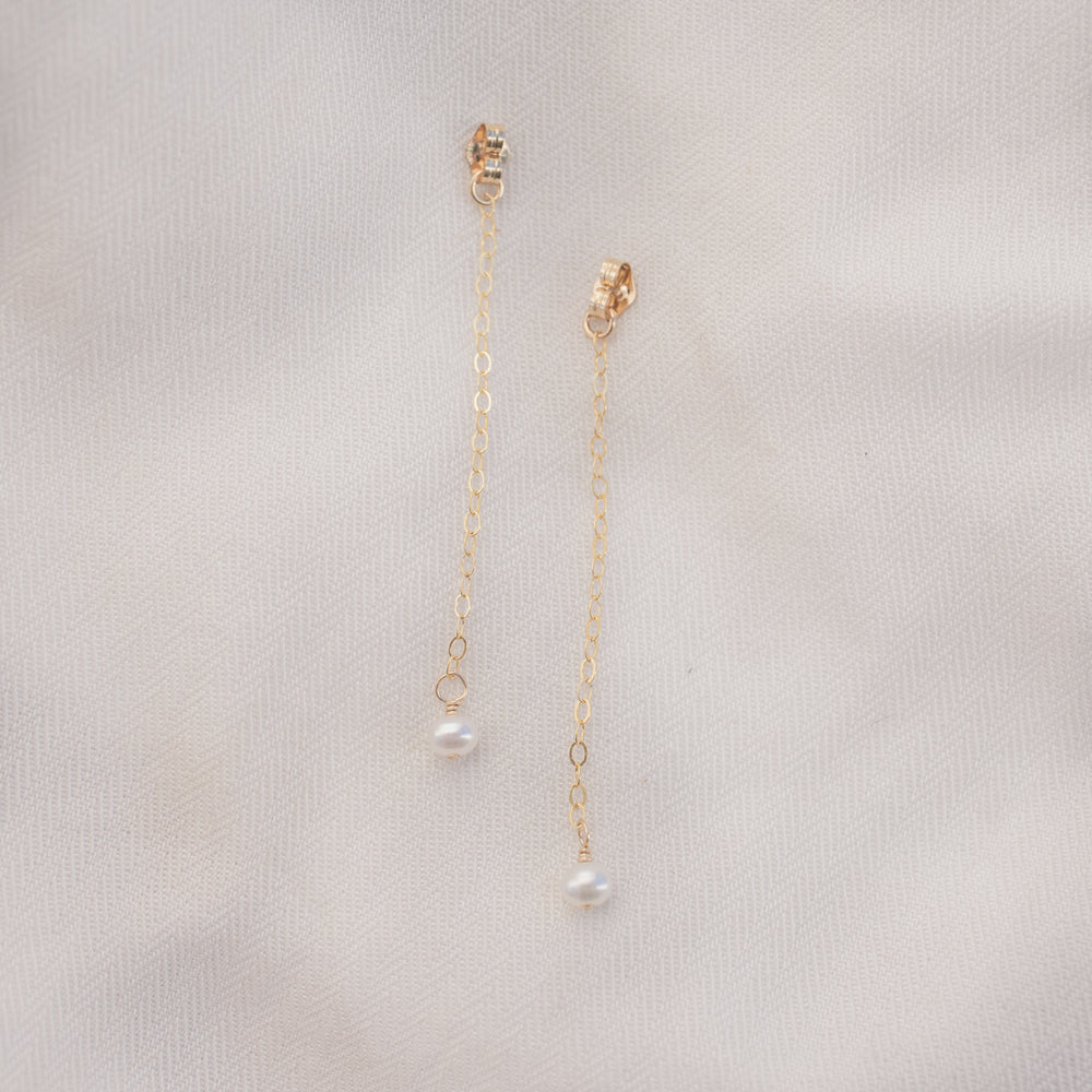 Petite Pearl Backdrop