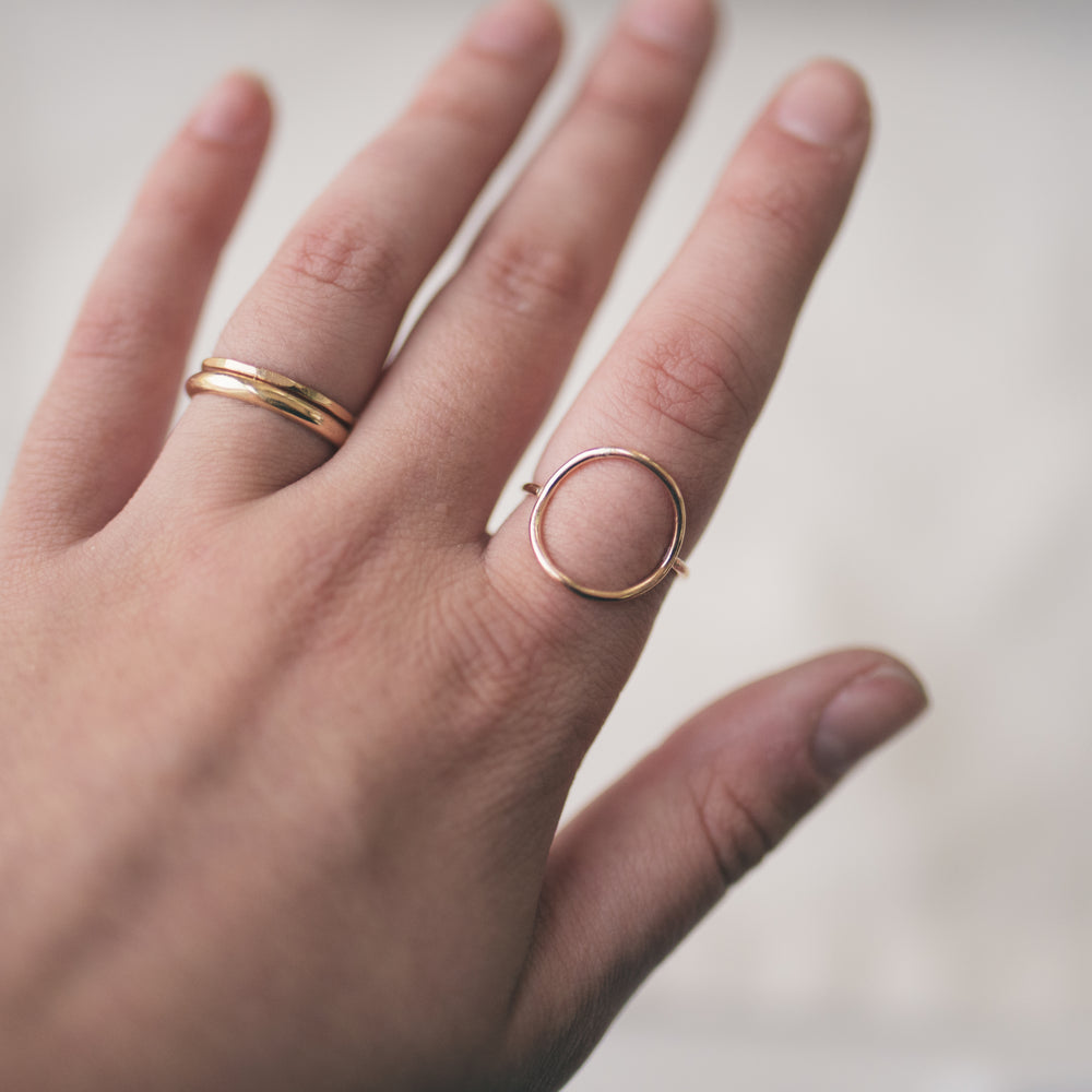 Open circle ring gold sales