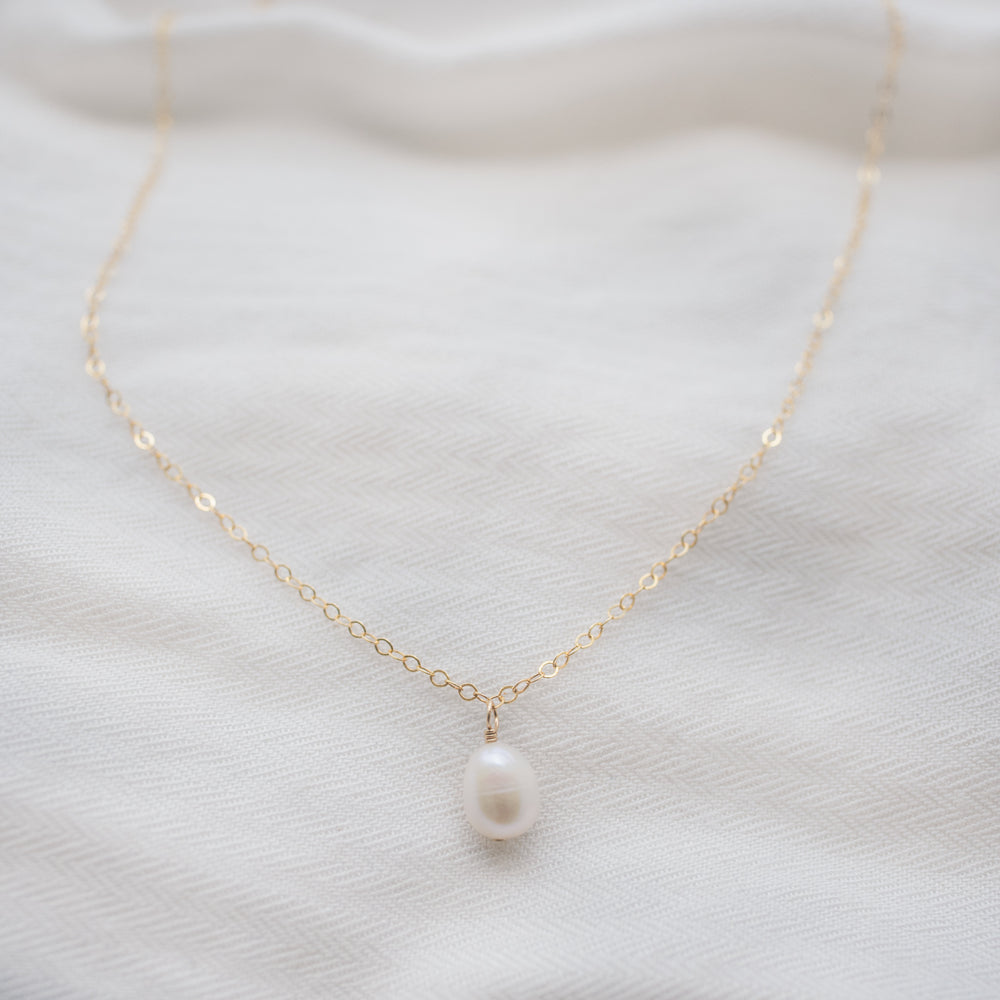 
                  
                    Oval Pearl Pendant Necklace
                  
                
