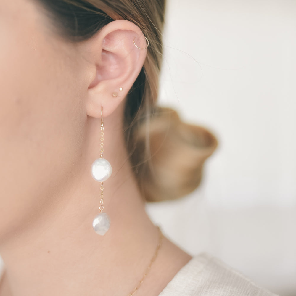 Coin shop pearl earrings