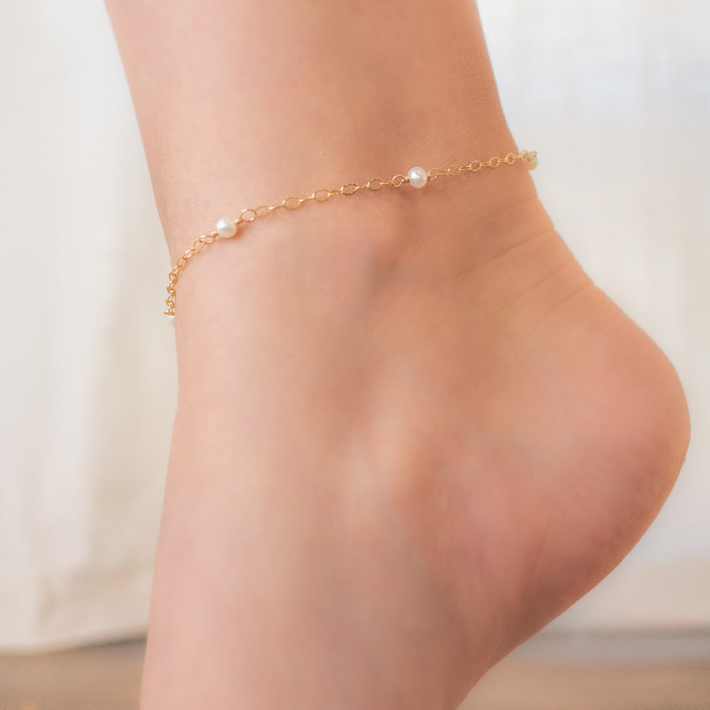 
                  
                    Pearl Satellite Anklet
                  
                