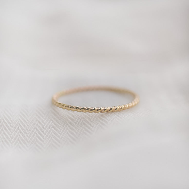 Thin Braided Ring